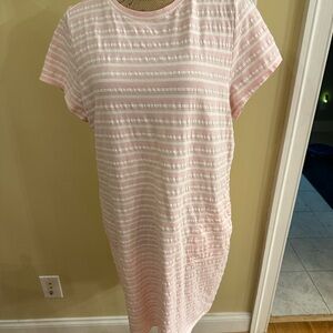 Pink T shirt dress with pockets